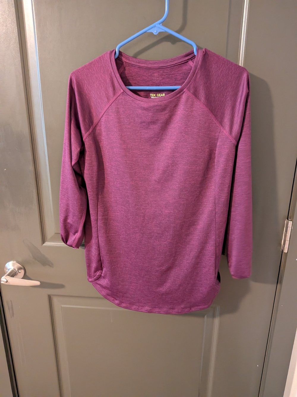tek gear plum heathered long sleeve active top